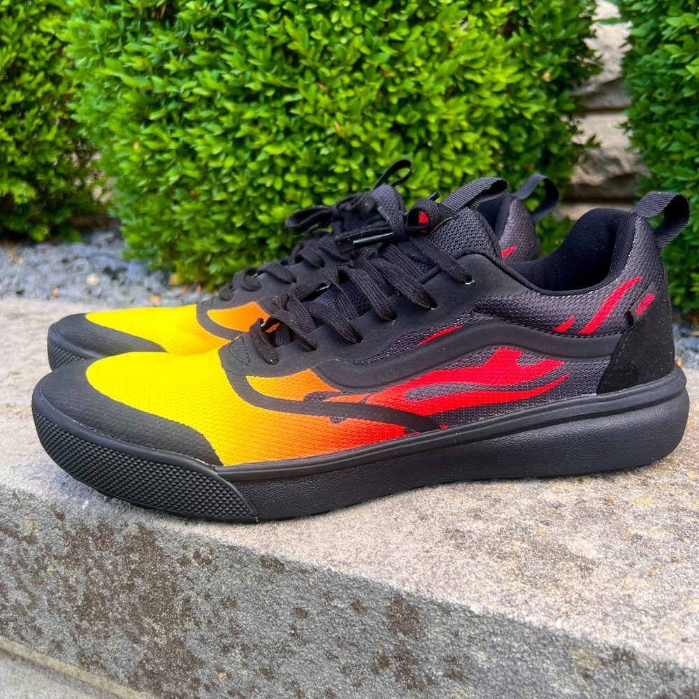Vans Ultrarange Rapidw Flames Mens 11.5